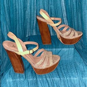 Vince Camuto Miner Sandals Size 9